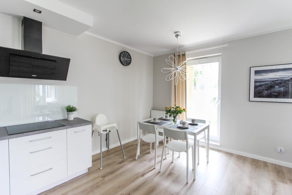 Rezydencja Apartamenty Ostrowski Ustronie Morskie Esterno foto